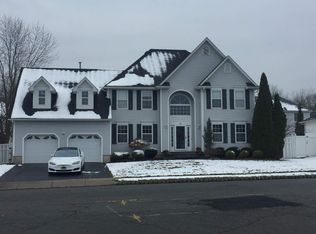 64 High Pointe Way, Matawan, NJ 07747