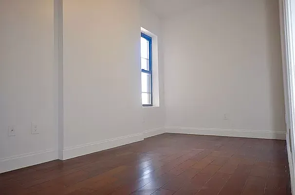 Rented by Blip LLC | media 10