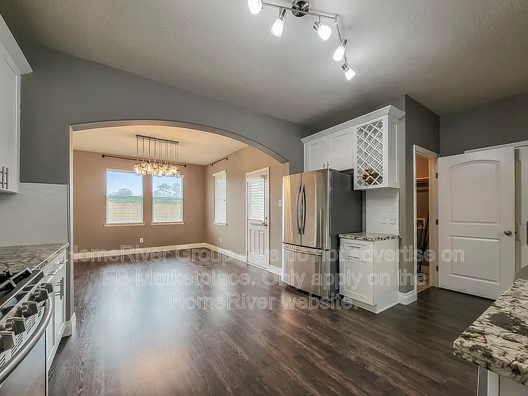 4626 Legends Bay Dr — Photo 3