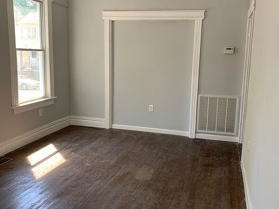 4th image of 314 Amherst St APT 1