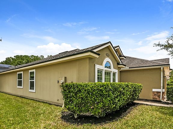 3rd image of 11025 Snowbrook Ct