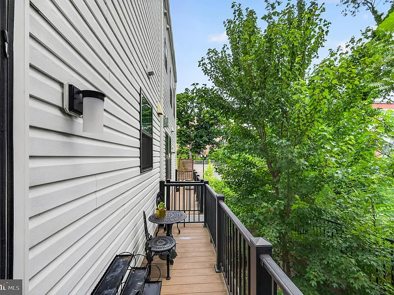 1013 S Taylor Ct — Photo 13