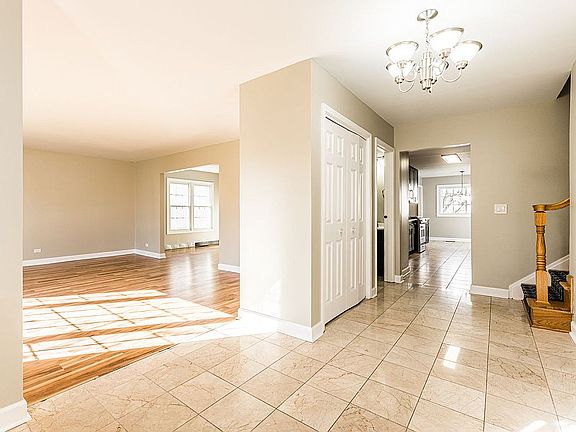 2nd image of 1776 N Devon Ave