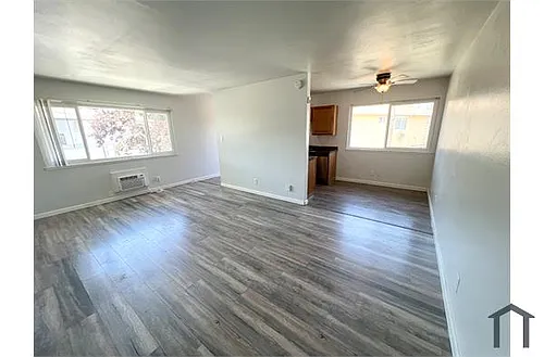 917 Carro Dr #4 Photo 1