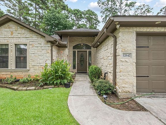 3rd image of 12642 Browning Dr