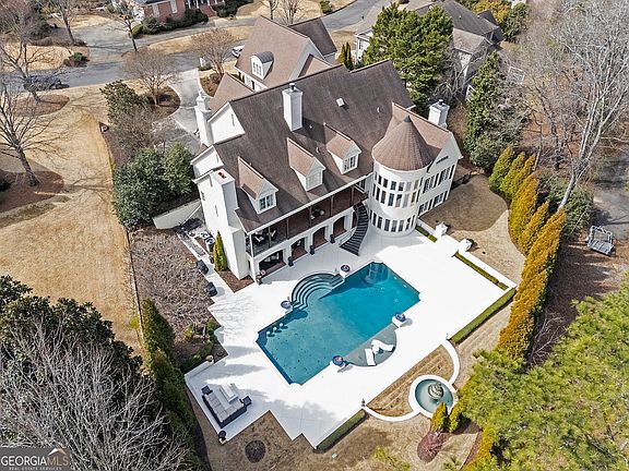 3rd image of 9 Belle Meade Dr SW