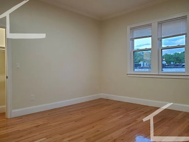 12 Harris St #101 — Photo 10