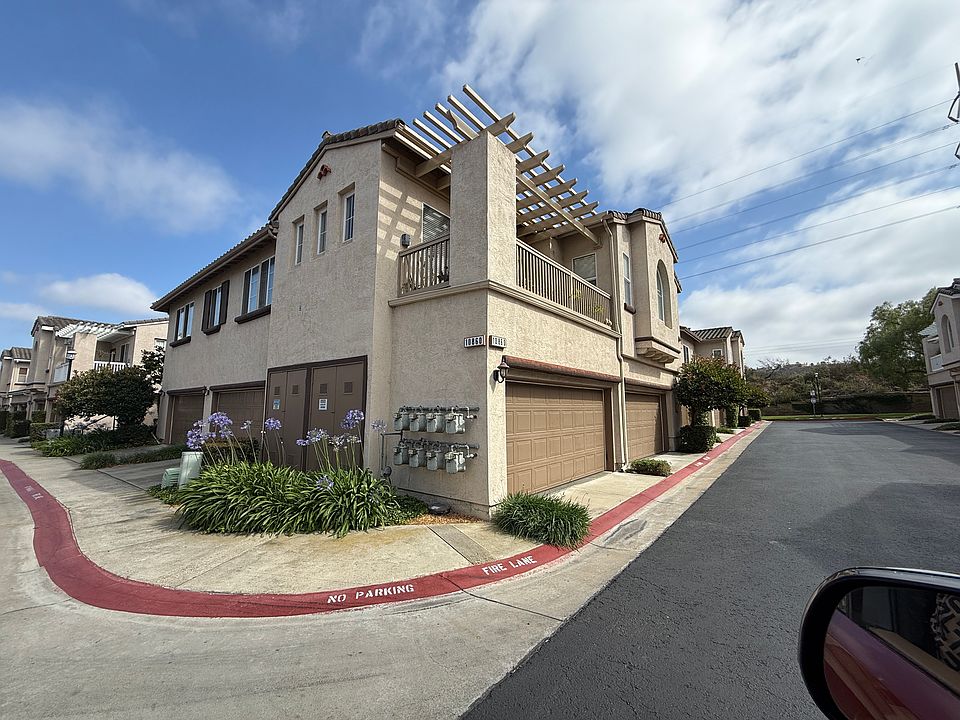 1st image of 10860 Ivy Hill Dr Unit 8