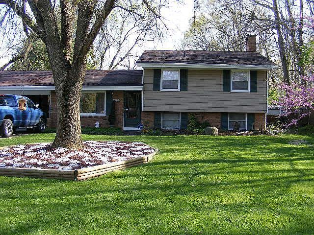1st image of 945 Amboise Dr