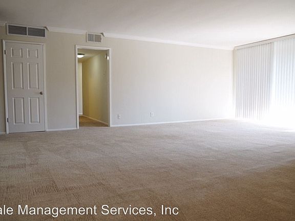 5th image of 15651 Dickens St APT 202