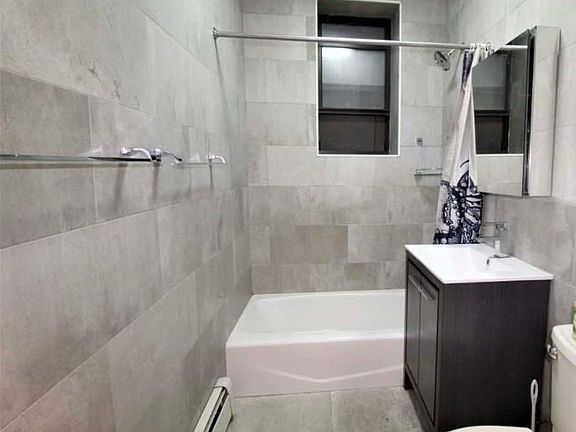 4th image of 1644 Madison Ave #1S