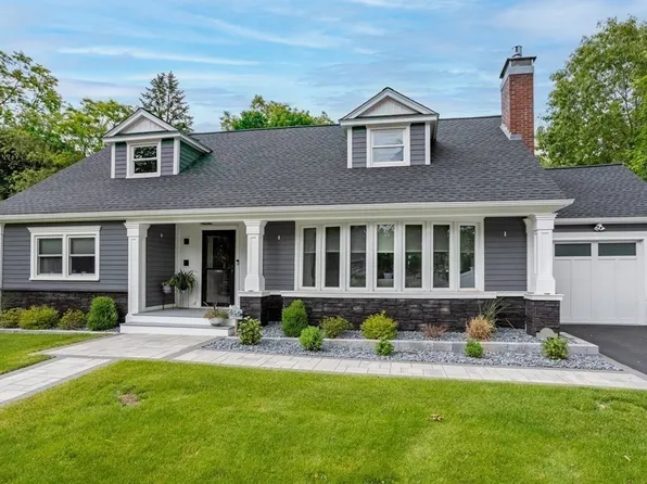 3 Clear St, Chelmsford, MA 01824