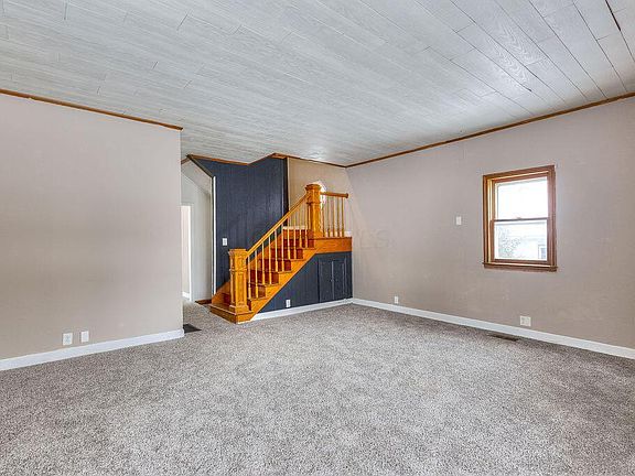 5th image of 180 W Marion St
