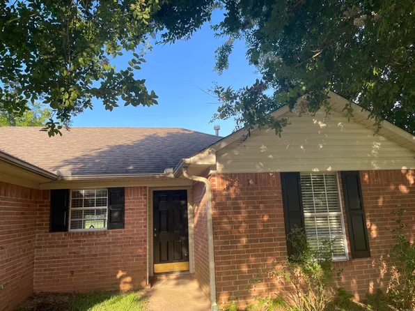 530 Cherub Dr, Conway, AR 72034