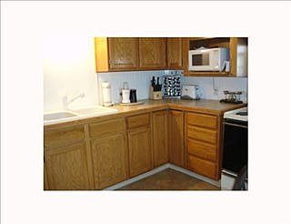 1st image of 842 Wyoming Ave