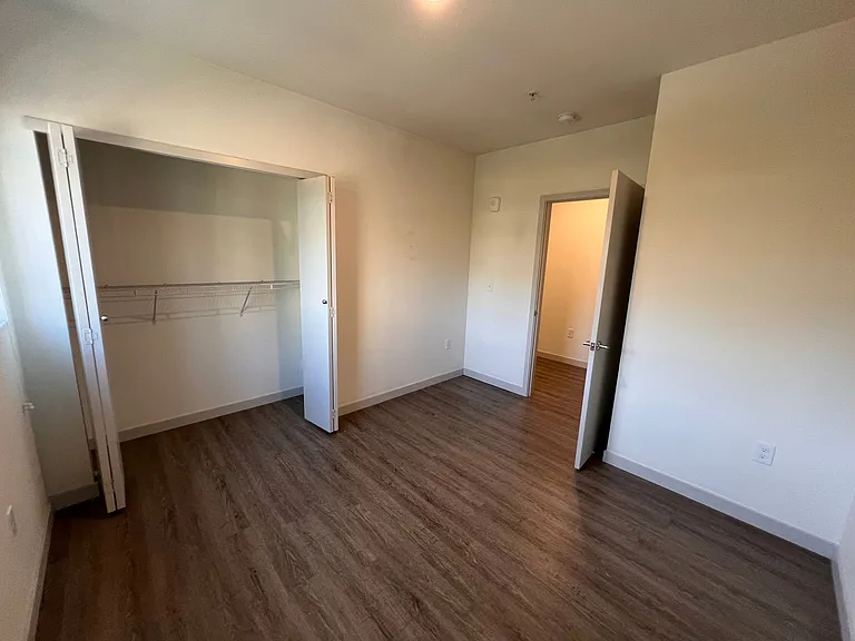 4801 Fauntleroy Apartments — Photo 55