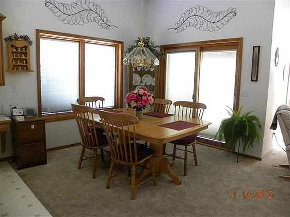 4th image of 2604 S Sunnybrook Ln