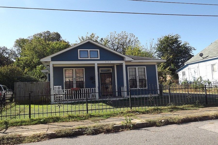 1st image of 993 Saxon Ave