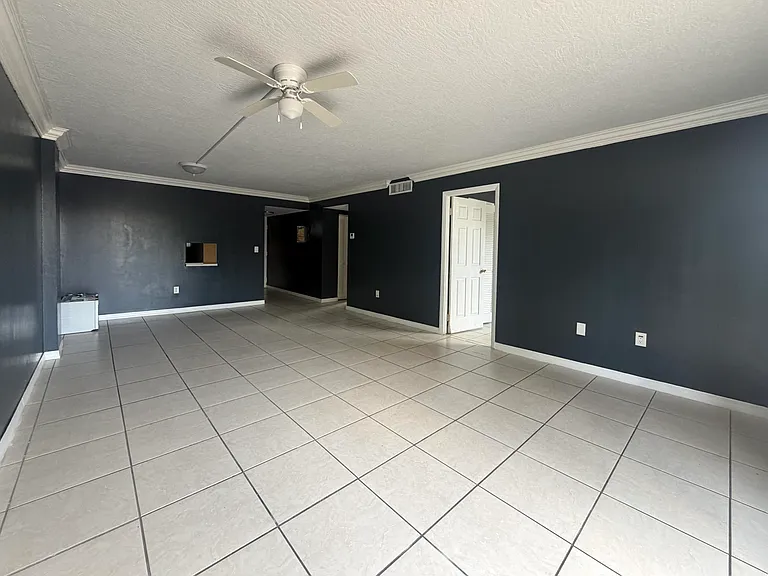 15600 NW 7th Ave #303 — Photo 6