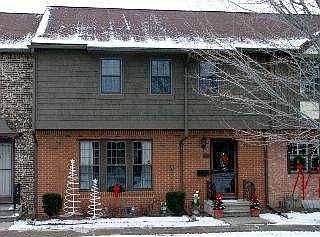 1st image of 11 Knollwood Dr
