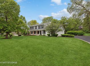 420 N East Gateway Dr, Tower Lakes, IL 60010