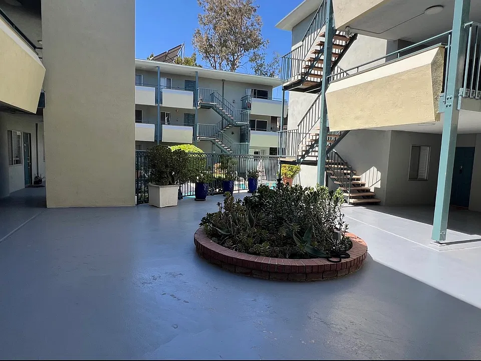 Entry Courtyard