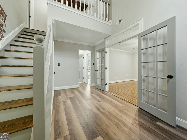 250 Aspen Way — Photo 7