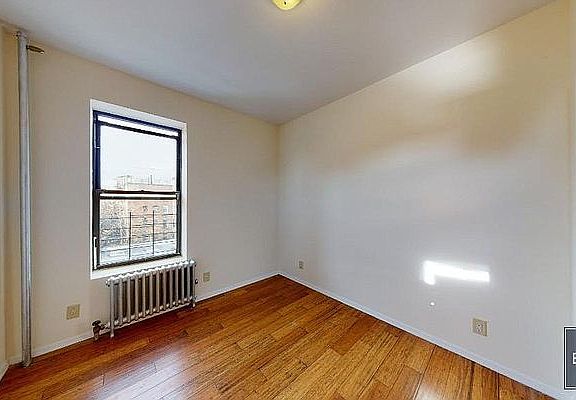4th image of 150 E 116th St APT 5C