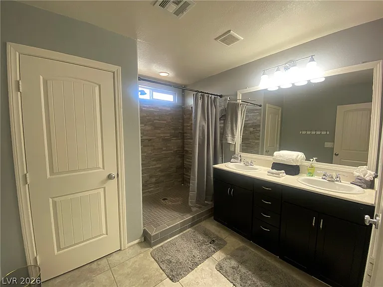 9833 Dryden Ct — Photo 15