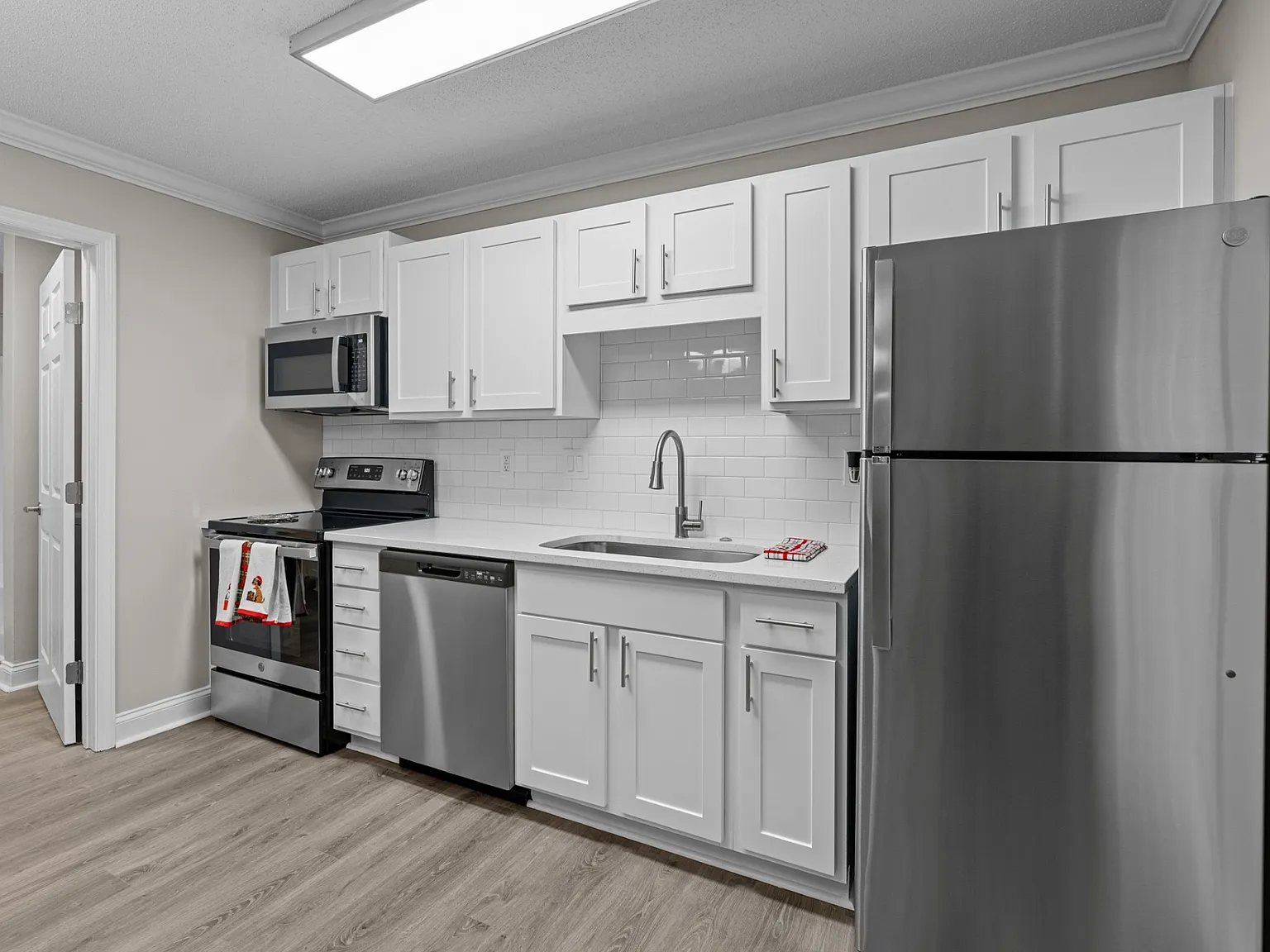 Indigo Apartments — Photo 1