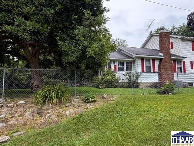 1st image of 962 S Leslie Pl