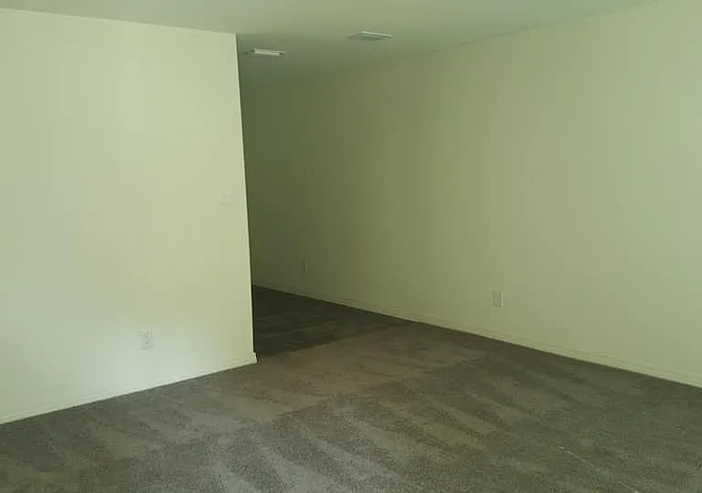 12747 Westbrook Dr — Photo 15