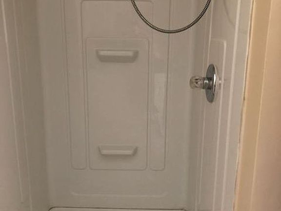 4th image of 210 Park Ave N APT 12