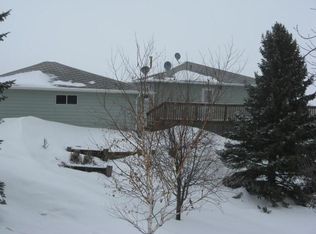 127116 W Shore Dr, Aberdeen, SD 57401