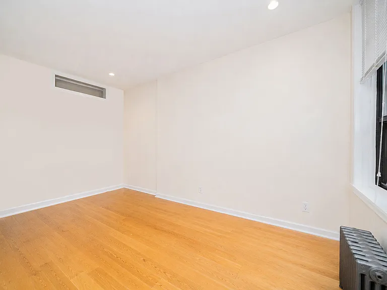 328 E 84th St #2BC — Photo 5