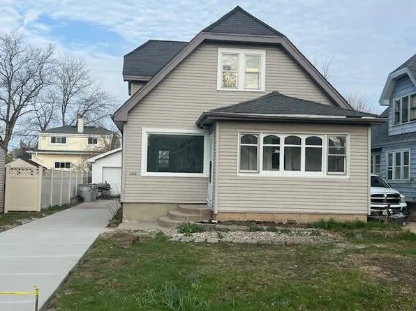 2435 North 59th STREET, Milwaukee, WI 53210