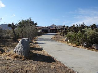 7187 Aerodome Rd, Apple Valley, CA 92308
