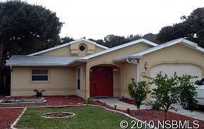 1st image of 827 E 12th Ave