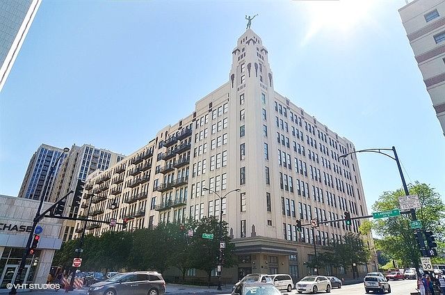 1st image of 758 N Larrabee St APT 610