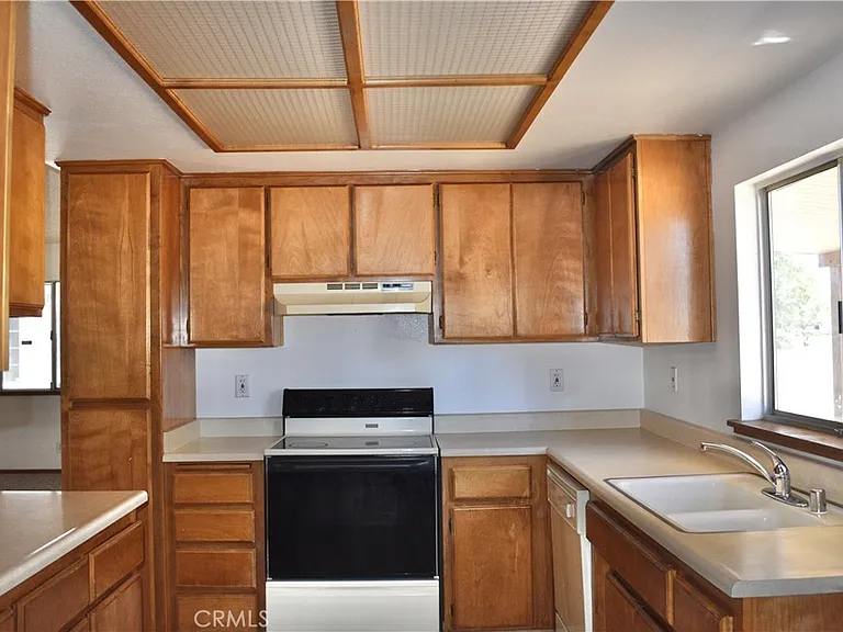 13925 Burning Tree Dr — Photo 3