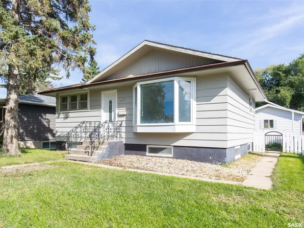 1147 Main Street N, Moose Jaw, SK S6H 0X3