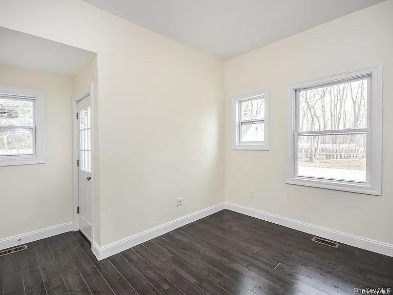 15 Summit Pl #1E — Photo 10