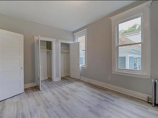 2nd image of 146 Bentley Ave