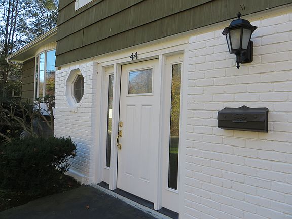 2nd image of 44 Dalewood Dr