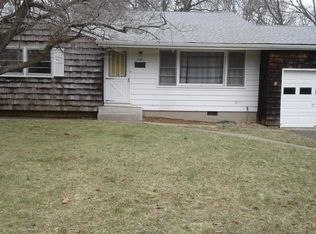 220 Harvey Ave, Lincroft, NJ 07738