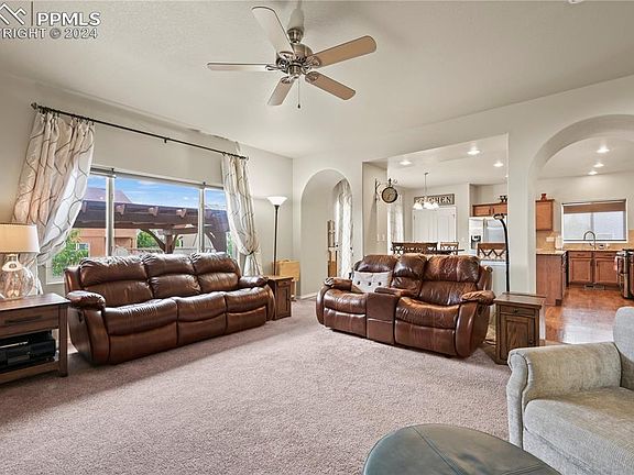 5th image of 7884 Antelope Meadows Cir