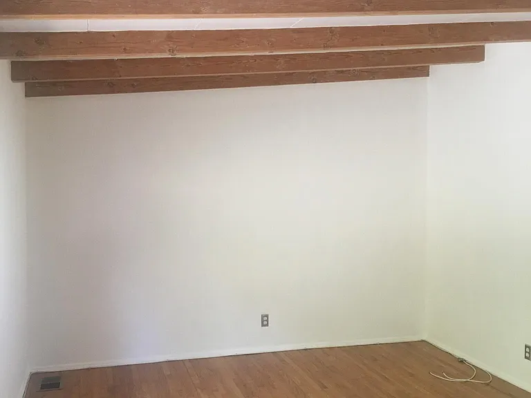 3310 Effie St — Photo 6