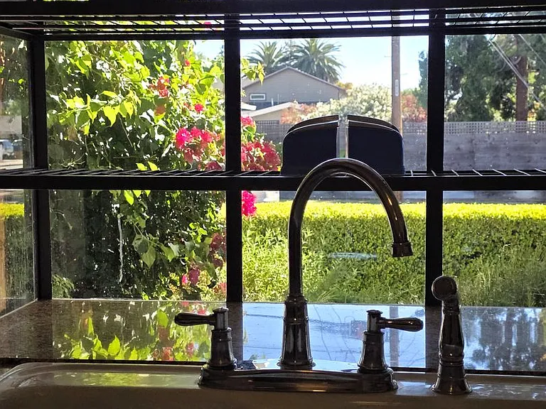 4001 Roland Dr — Photo 13