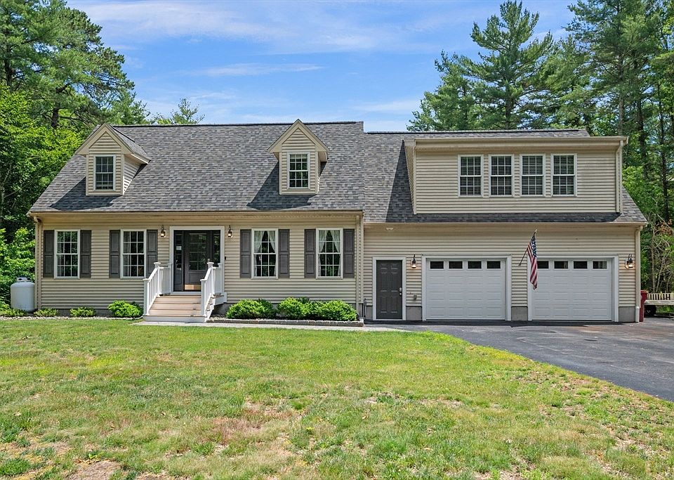 1st image of 49 Plain St