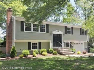 114 Green River Ave, Warwick, RI 02889